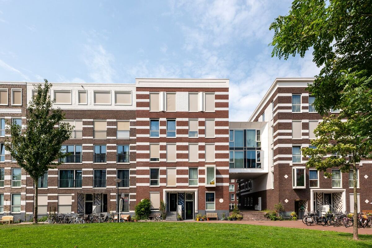 Memeleiland, Amsterdam, Houthavens