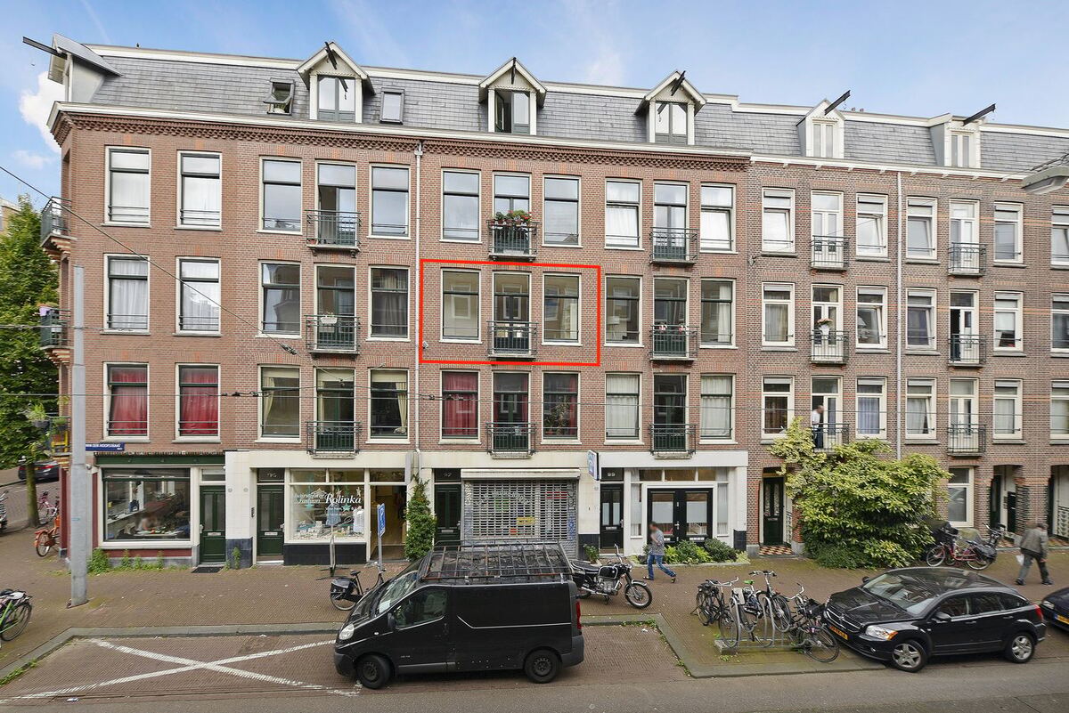 Van der Hoopstraat, Amsterdam, Staatsliedenbuurt
